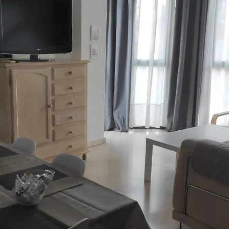 Apartment Vive Aragon 4 Wifi 300mb *